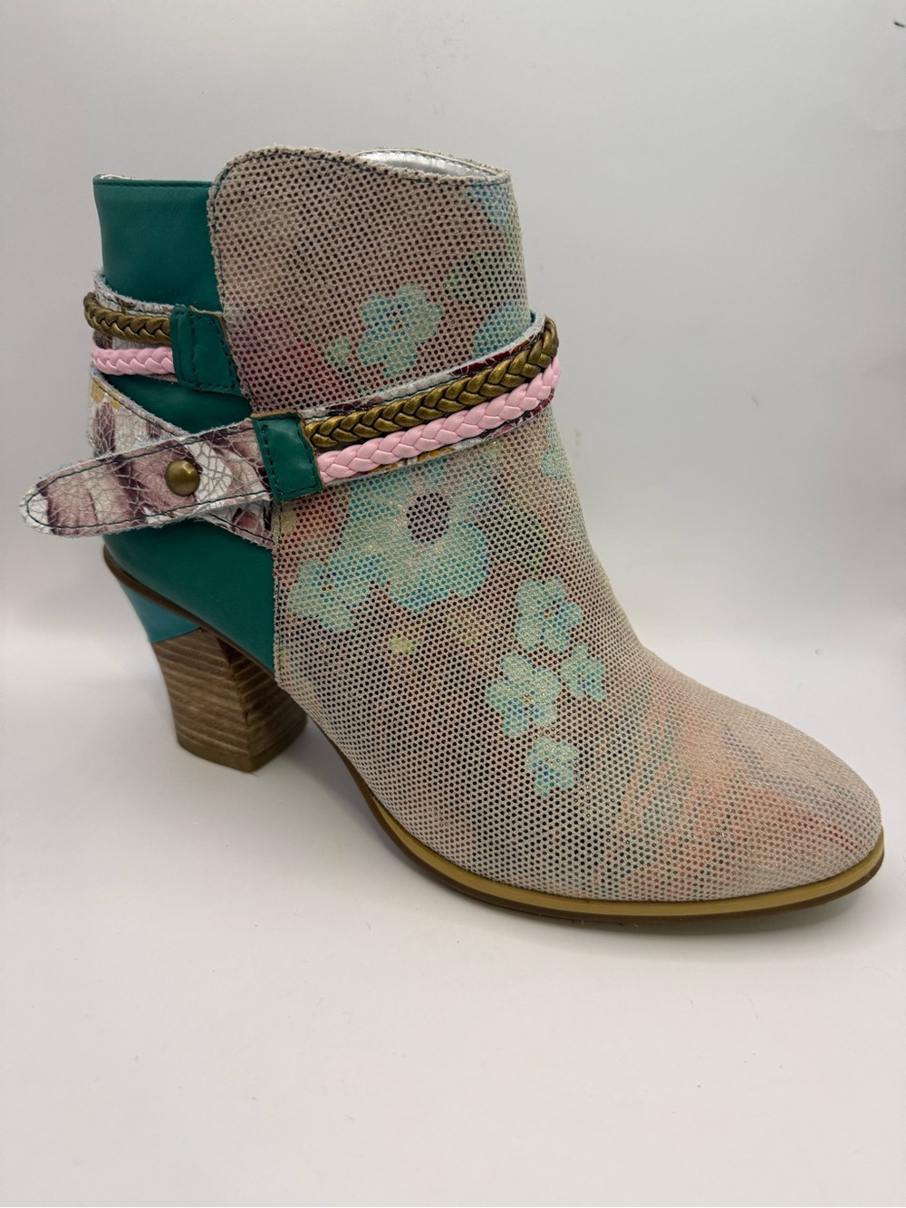 L’Artiste Spring Step Gaviva Sz 7/EU 37 Turqoise Multi Leather Booties EUC